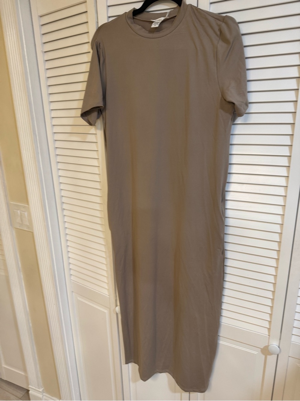 Women's Taupe Midi T-Shirt Dress